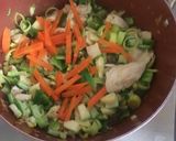Foto del paso 1 de la receta: Mix de verduras con pechuga