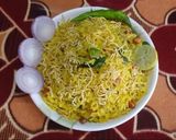 A picture of step 3 of Kanda Batata Poha.