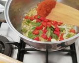 Foto del paso 2 de la receta: Cazuela de fideos y pescadilla