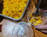 Foto langkah ke 3 dari resep Pudding Susu Mangga.