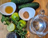 Foto del paso 1 de la receta: Zumo refrescante de pepino, hierbabuena, lima y Tajín