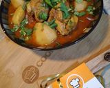 A picture of step 6 of Chicken aloo ka salan.