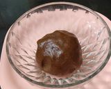 A picture of step 2 of Chocolate paratha pizza.