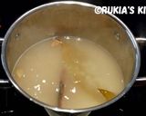 A picture of step 2 of Jasmine flower rice.