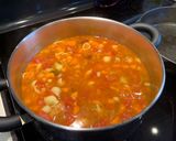 Une image de l'étape 3 de Soupe aux légumineuses style minestrone.