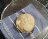 A picture of step 2 of Cheese Paratha.