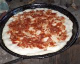 Foto del paso 2 de la receta: Pizza a la tierra