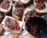 Foto del paso 2 de la receta: Bruschetta de Tomate 🍅 de Pan casero