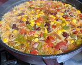 صورة لخطوة 7 من وصفة أرز مكسيكي بالجمبري