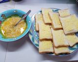 Foto langkah ke 2 dari resep Roti Goreng Telur.