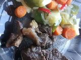 Vegetales salteados con carne de res