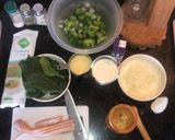 Foto del paso 2 de la receta: Pasta en salsa blanca con brócoli, espinaca y tocineta