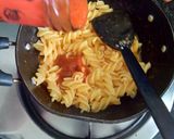 A picture of step 3 of Pasta boat bites.
