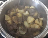 Foto del paso 3 de la receta: Hígado encebollado con patatas