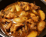 Foto del paso 20 de la receta: Pollo en salsa con patatas guisadas
