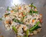A picture of step 3 of Puri and potato curry.
