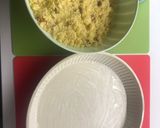 Foto del passaggio 4 della ricetta Sbriciolata con crema pasticciera e gocce di cioccolato!