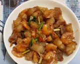 Hình bước làm 6 của món Tôm rang thịt ba chỉ