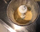 Une image de l'étape 3 de Sauce salade crémeuse aux deux moutardes et herbes aromatiques.