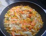 Foto langkah ke 6 dari resep Tumis Jamur Jagung Wortel.