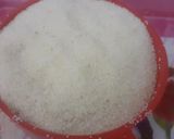 A picture of step 1 of Onion upma.