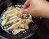 Foto langkah ke 4 dari resep 127. Jamur Tiram Goreng Tepung.