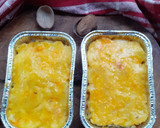 Foto langkah ke 12 dari resep Pastel Tutup Klasik Panggang.