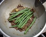 Foto langkah ke 4 dari resep Tumis Buncis & Daging Sapi.