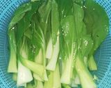 Foto langkah ke 1 dari resep Pokcoy Saus Jamur.