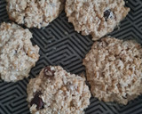 Foto del paso 3 de la receta: Galletas de avena con nueces y pasas de uva 🍪 sin azúcares agregados ni edulcorantes