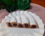 Meggyes csigatekercs recept fázis 5 fotója