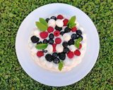 Foto del passaggio 7 della ricetta Meringata ai Frutti rossi