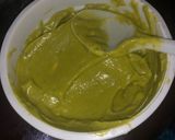 A picture of step 1 of Avocado purée for bread🥑🍞.