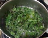 A picture of step 2 of Spinach coated grilled cottage cheese.