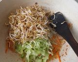Foto langkah ke 5 dari resep Kwetiau Goreng.