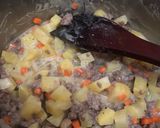 Foto langkah ke 5 dari resep Beef potato panggang.