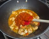 A picture of step 3 of Spicy Prawn Pasta.