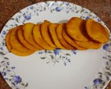 A picture of step 5 of Aachari mathri.