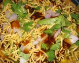 A picture of step 4 of Dal pakwan.