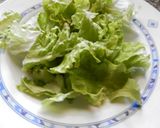 Foto del paso 1 de la receta Ensalada de lechuga y bonito