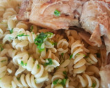 Foto del paso 2 de la receta: Pollo frito con fideo al perejil