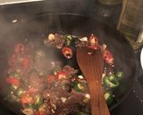 A picture of step 3 of Spicy lamb liver (pre 15min, cook 5min).