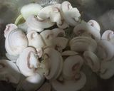 Foto del paso 4 de la receta: Pollo en salsa casera