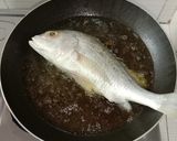 Foto langkah ke 1 dari resep Ikan pedas manis.