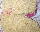 A picture of step 2 of Noodles chicken cutlets❤نوڈلز چکن کٹلس❤.