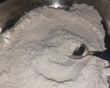 Foto del paso 1 de la receta: Pan casero con 4 ingredientes que todos tenemos en casa