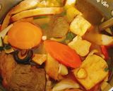 Hình bước làm 2 của món Bún bò Huế chay