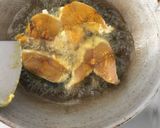 A picture of step 2 of Coconut milk fish.