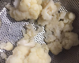 Foto del paso 1 de la receta: Coliflor con bechamel al horno light 🌱