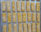 Foto langkah ke 5 dari resep Triple Cheese Kaastengels.